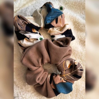 Box Prezentowy - Scrunchie maxi Monster BEIGE