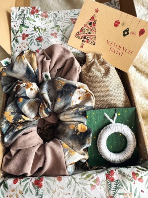 Box Prezentowy - Scrunchie maxi SMOKY Blossom