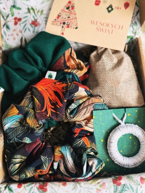 Box Prezentowy - Scrunchie maxi Bottle GREEN