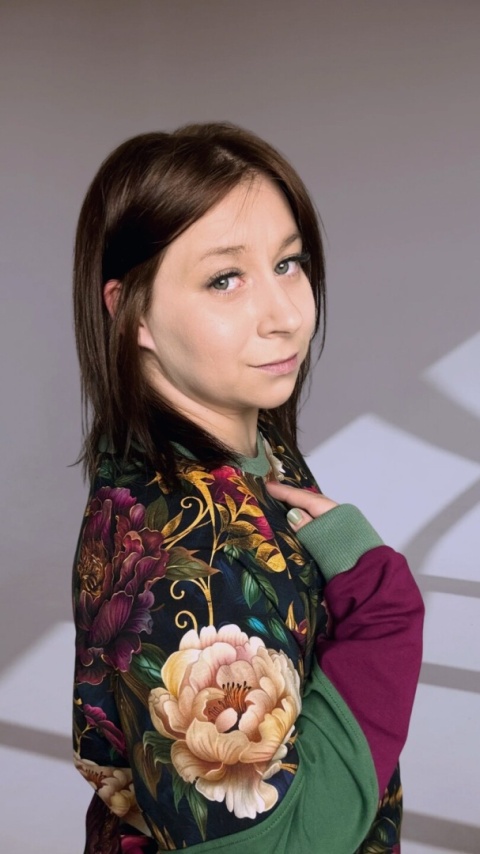 Bluza Dresowa Oversize Damska FLORAL NIGHT